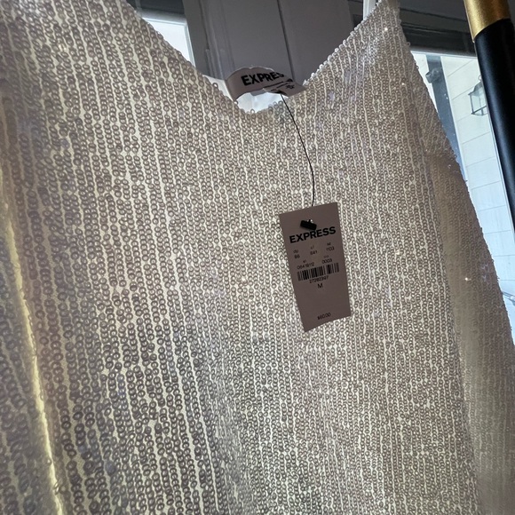 Express Sequin Cami Womens M White VNeck Tank Top Adjustable Straps NWT - Picture 2 of 7